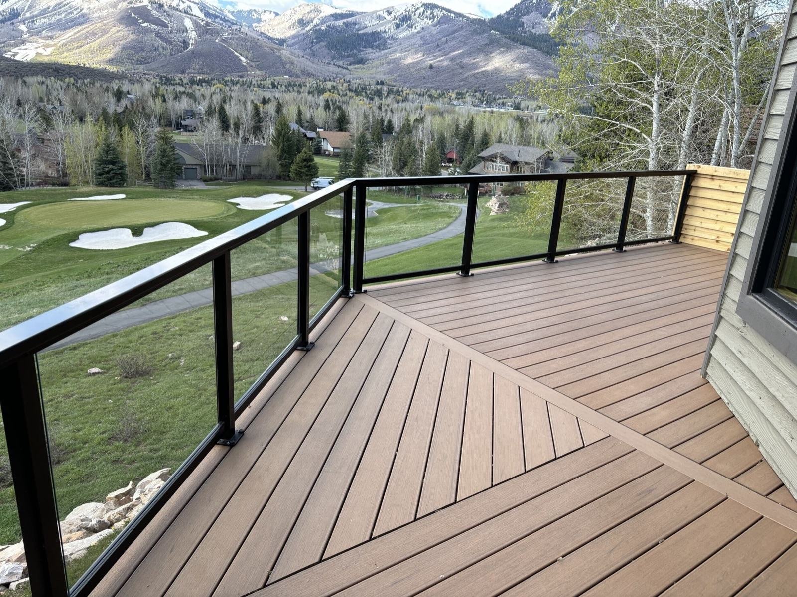 How Much Does a Composite Deck Cost in Utah?